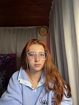 Snapshot of CoraVibes chatting on February 3, 2026, 12:21 pm CoraVibes online show from February 3, 2026, 12:21 pm