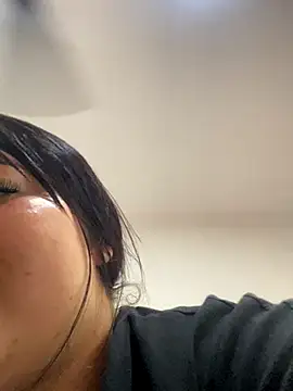 Kuromy x online show from October 10, 2025, 6:53 pm