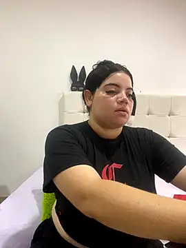 Kuromy x online show from November 12, 2025, 6:56 pm