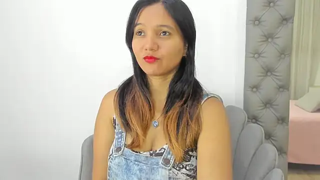 zusan king  online show from May 29, 2026, 3:23 am