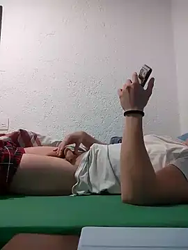 thelion0508 online show from October 6, 2025, 5:46 pm