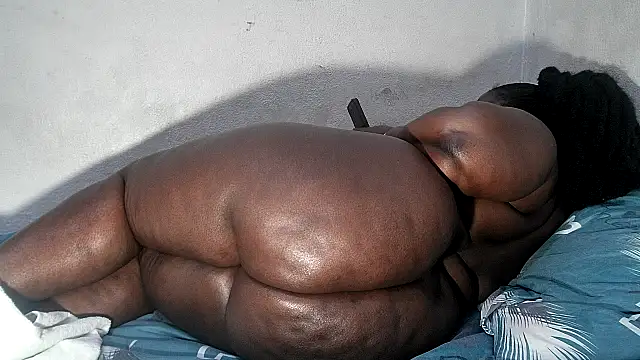 ASSQUEEN37Xx online show from November 23, 2025, 8:57 am