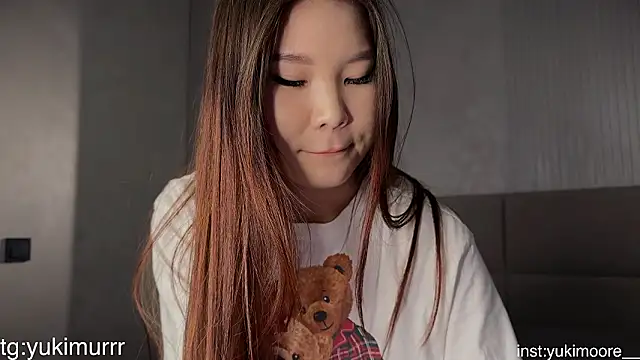 iamyuki online show from March 10, 2026, 2:37 am