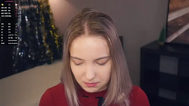 HongTomczak online show from December 22, 2025, 7:41 am