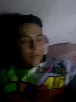 Snapshot of Jrivera22 chatting on October 31, 2025, 11:11 pm Jrivera22 online show from October 31, 2025, 11:11 pm