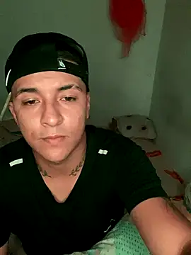 Snapshot of Jrivera22 chatting on November 25, 2025, 5:30 am Jrivera22 online show from November 25, 2025, 5:30 am