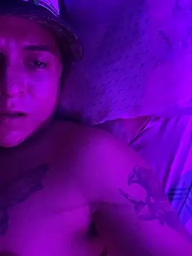 Snapshot of Jrivera22 chatting on November 12, 2025, 7:23 am Jrivera22 online show from November 12, 2025, 7:23 am