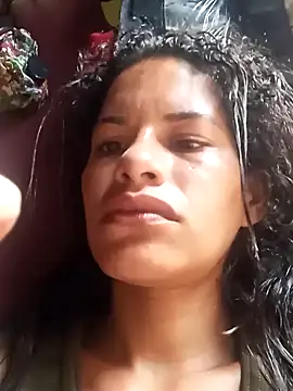 Lagataymoreno online show from November 7, 2025, 6:01 pm