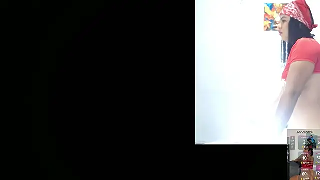 Snapshot of Emily_Thompson33 chatting on November 12, 2025, 3:43 am Emily Thompson33 online show from November 12, 2025, 3:43 am