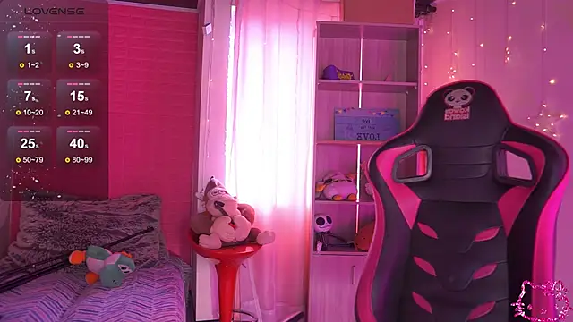 Snapshot of _chloe_moons_ chatting on February 26, 2026, 9:04 pm chloe moons online show from February 26, 2026, 9:04 pm