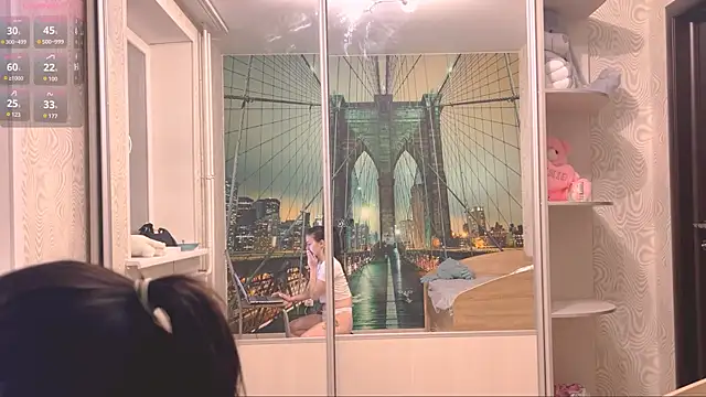 TianaWidell online show from October 26, 2025, 1:33 pm