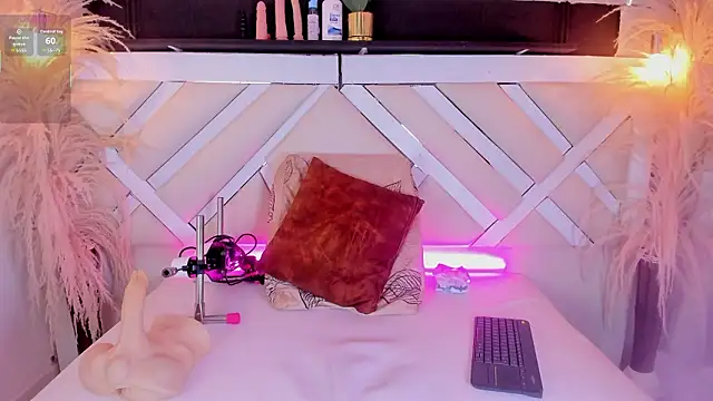 Zoe-Johnson  online show from March 14, 2026, 9:32 pm