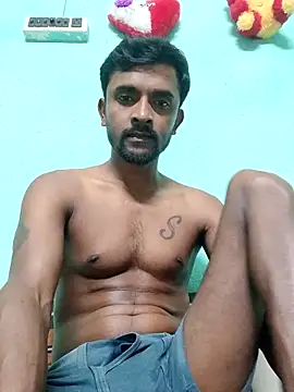 ShinuRoy online show from October 15, 2025, 4:48 pm