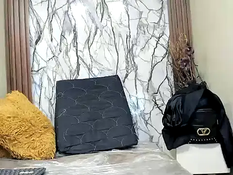 teilor dreamse online show from September 15, 2025, 3:18 am