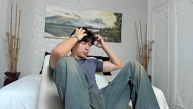 Tyler durten online show from September 12, 2025, 3:28 am