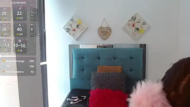 Sara f W online show from September 13, 2025, 7:47 pm