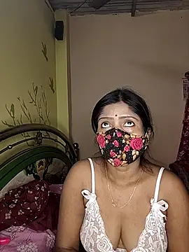 Snapshot of Love143A chatting on January 14, 2026, 9:35 am Love143A online show from January 14, 2026, 9:35 am