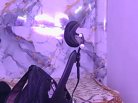 Its-ishikaa online show from December 22, 2025, 4:56 am