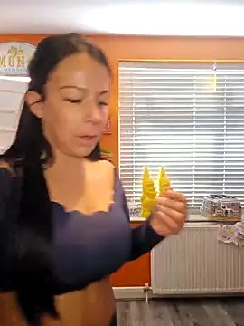 Filthymaddymilfy25 online show from May 6, 2026, 8:18 am