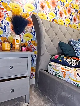 Filthymaddymilfy25 online show from December 22, 2025, 7:41 am