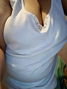 sexy love997 online show from November 18, 2025, 12:48 am