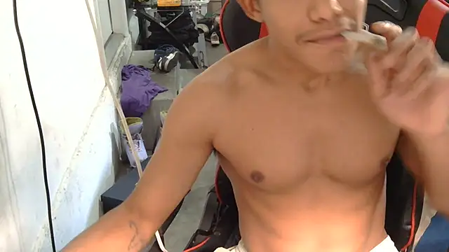 Gmajor online show from October 3, 2025, 8:10 pm