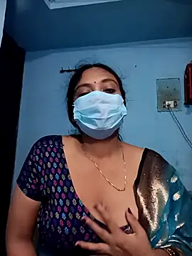 Snapshot of Mast-Haseena chatting on June 15, 2026, 11:26 pm Mast-Haseena online show from June 15, 2026, 11:26 pm