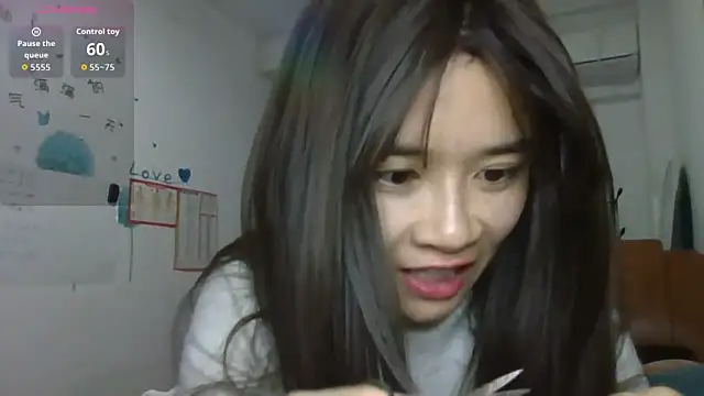 Monice1314 online show from October 31, 2025, 7:38 am