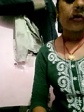 Hot tin74 online show from September 29, 2025, 5:29 pm