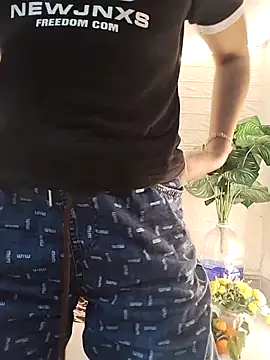 Snapshot of loses777 chatting on February 6, 2026, 5:20 pm loses777 online show from February 6, 2026, 5:20 pm