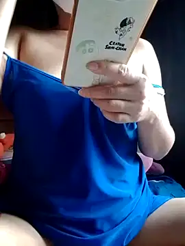 YuchengLy online show from October 2, 2025, 9:23 am