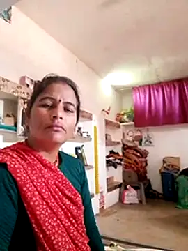 Snapshot of Suhani_hot12 chatting on February 6, 2026, 6:31 am Suhani hot12 online show from February 6, 2026, 6:31 am