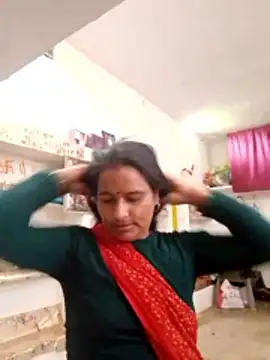 Snapshot of Suhani_hot12 chatting on February 4, 2026, 8:09 am Suhani hot12 online show from February 4, 2026, 8:09 am