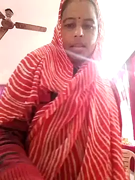 Snapshot of Suhani_hot12 chatting on December 20, 2025, 3:31 am Suhani hot12 online show from December 20, 2025, 3:31 am