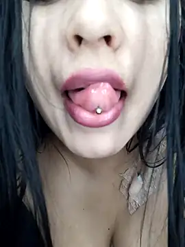 cazumyy online show from November 7, 2025, 10:46 pm