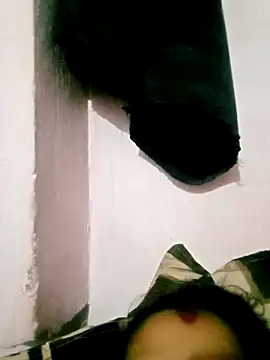 Hot-yuo84 online show from September 19, 2025, 5:28 pm