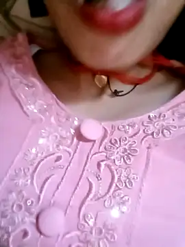 Hot-yuo84 online show from September 24, 2025, 8:43 am