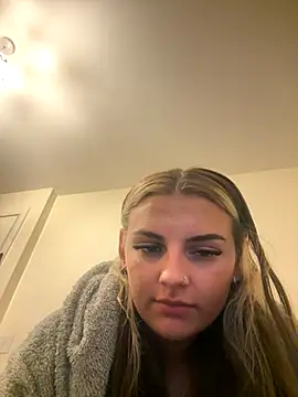 Snapshot of Summer21k chatting on September 21, 2025, 9:09 pm Summer21k online show from September 21, 2025, 9:09 pm