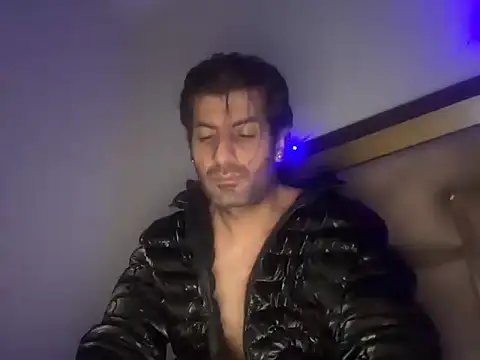 Snapshot of LustyDuoSecrets chatting on February 7, 2026, 10:23 am LustyDuoSecrets online show from February 7, 2026, 10:23 am