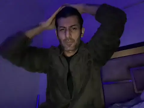 Snapshot of LustyDuoSecrets chatting on December 4, 2025, 7:35 pm LustyDuoSecrets online show from December 4, 2025, 7:35 pm