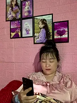 Star-sweet online show from November 1, 2025, 2:44 pm