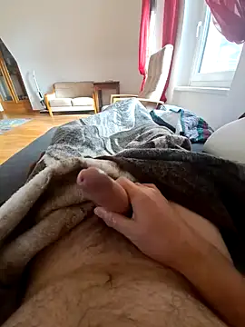 Snapshot of chrisili1986 chatting on November 14, 2025, 9:24 am chrisili1986 online show from November 14, 2025, 9:24 am