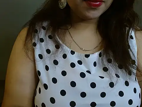 Your candy 47 online show from November 11, 2025, 4:02 pm