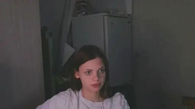 Snapshot of rinabluu chatting on February 2, 2026, 1:43 pm rinabluu online show from February 2, 2026, 1:43 pm