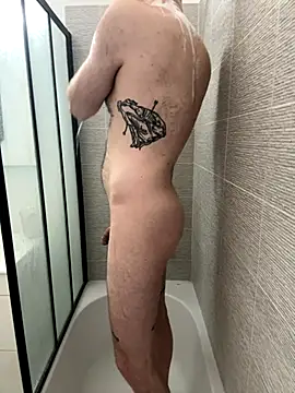 TomieSoichi online show from October 9, 2025, 5:08 am