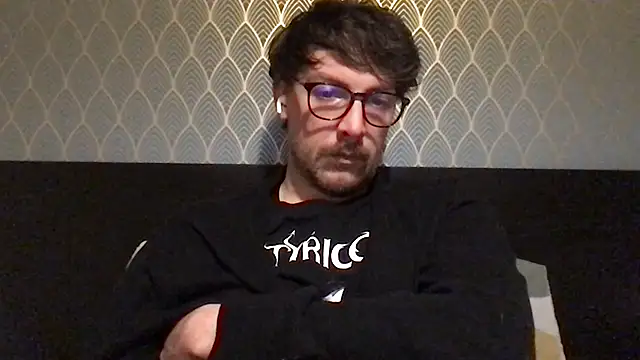 TomieSoichi online show from September 27, 2025, 8:15 pm