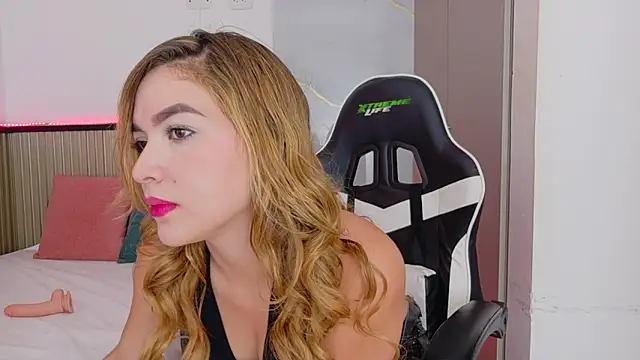 Sammy Lovee online show from November 20, 2025, 7:25 pm