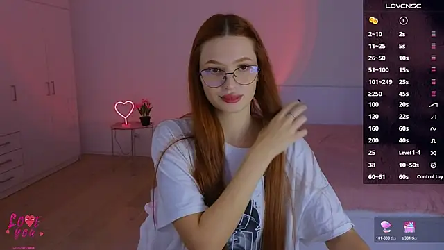 CuteAriel7 online show from November 20, 2025, 5:46 pm