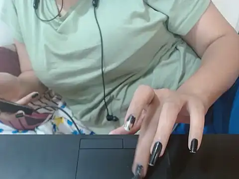 Snapshot of Nataliya_Singh chatting on February 19, 2026, 3:14 am Nataliya Singh online show from February 19, 2026, 3:14 am