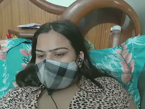 Snapshot of Nataliya_Singh chatting on September 17, 2025, 8:27 am Nataliya Singh online show from September 17, 2025, 8:27 am